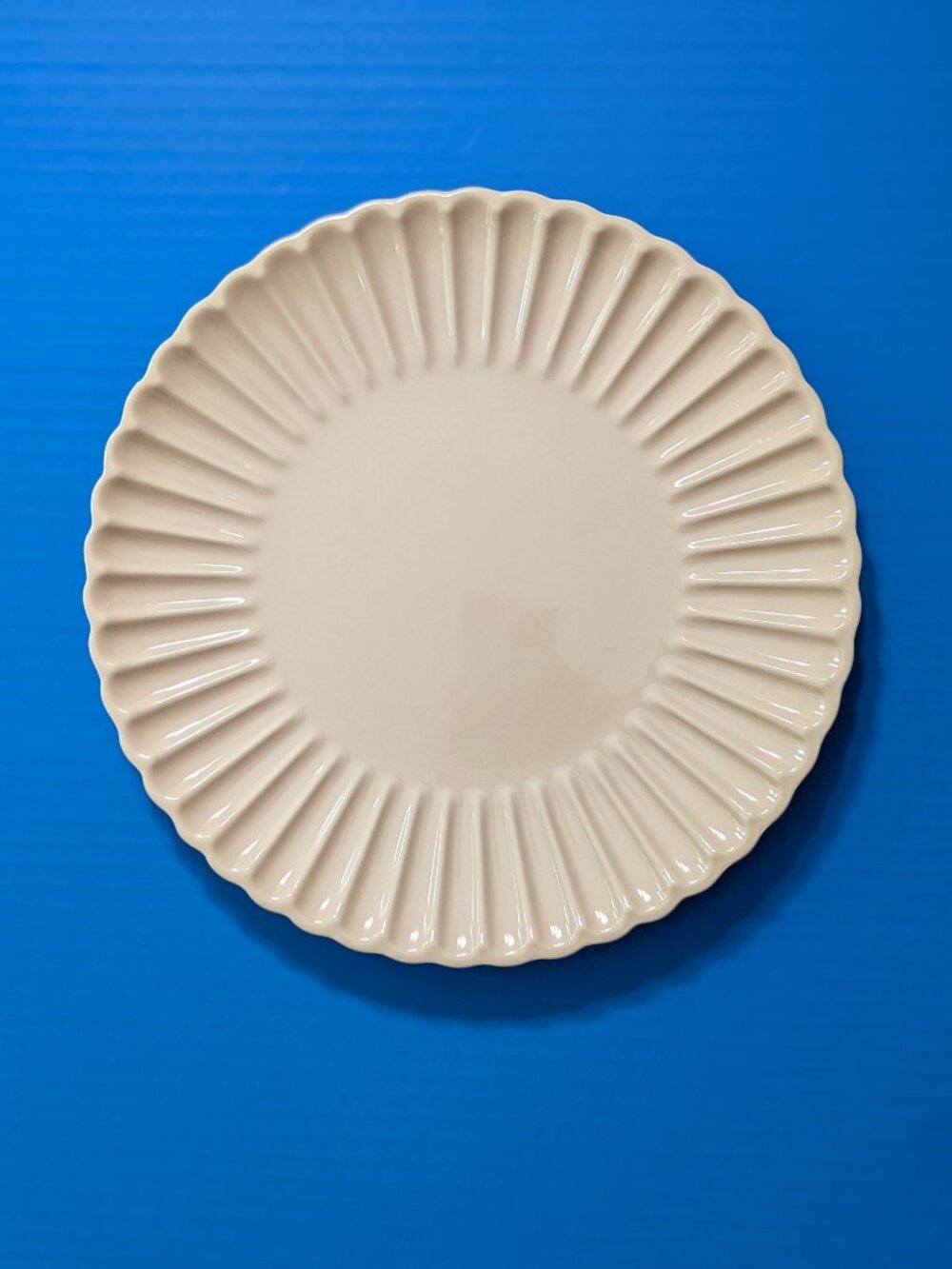 H&M Pink Stoneware Dinner Plate **